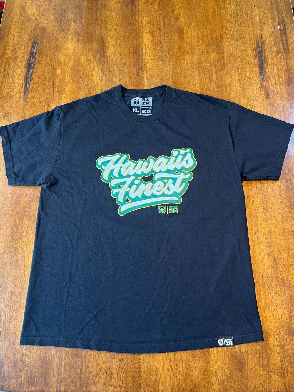 Hawaii’s Finest HIFI Mens XL 2022 Hawaiian Graphic Tee